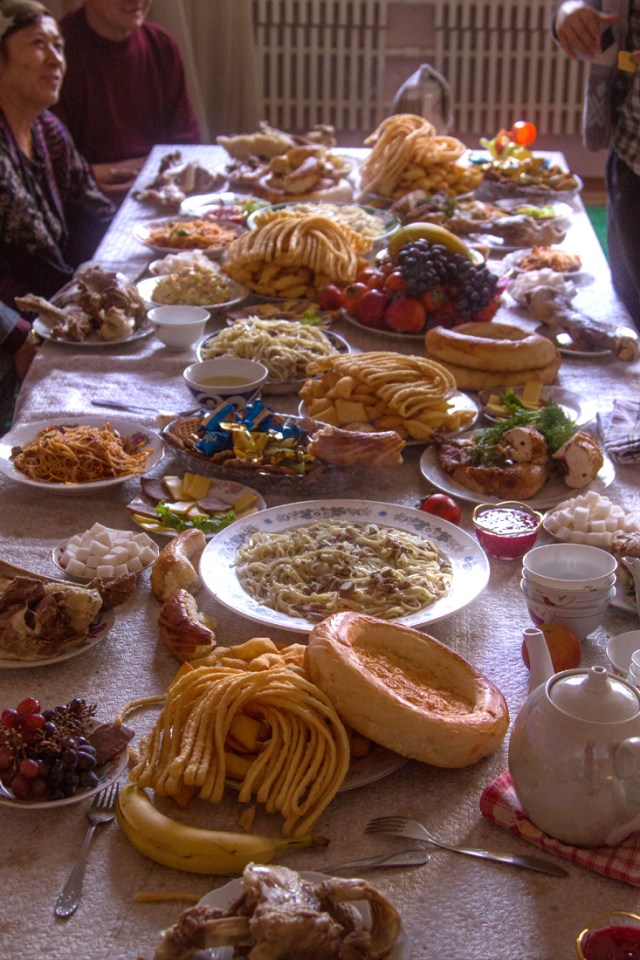 hehe... actually they cant finish even half of it... maybe its only the tradition to serve all the food in the house