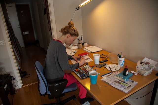 the artist in action!