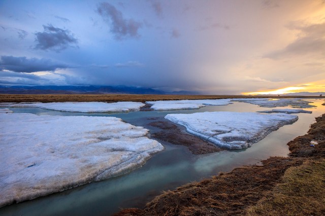 frozen river south of Moron, reminds me of Vatnajokull in Iceland... very similar feeling!